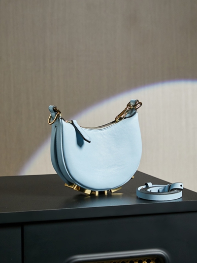 フェンディバッグ正面デザイン